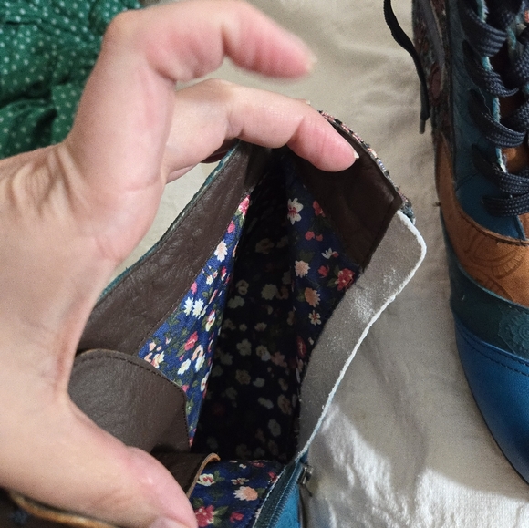 Infinity Boho Hippie Low Heel Ankle Boots - Picture 2 of 5